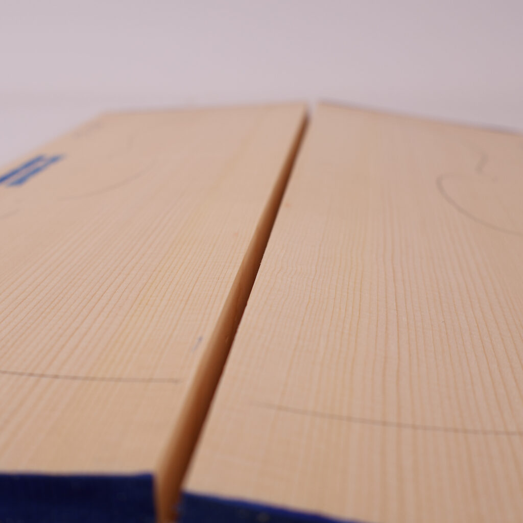 Table violon épicéa 1B 22C21