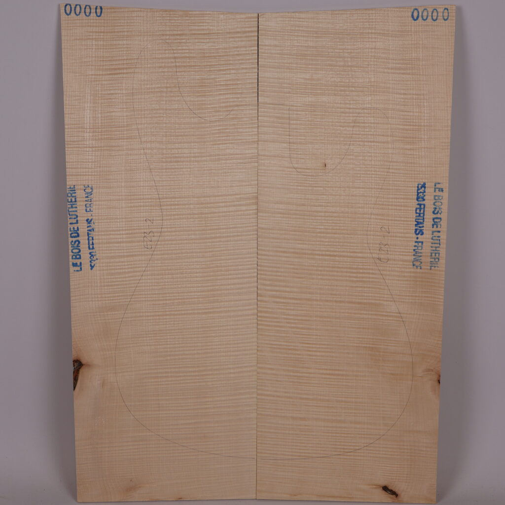 Table guitare électrique érable ondé 1S – 4 mm E23-2